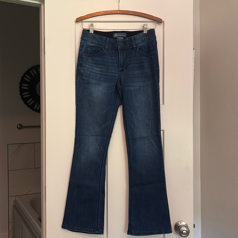 Democracy Absolution bootcut jeans, size 2P